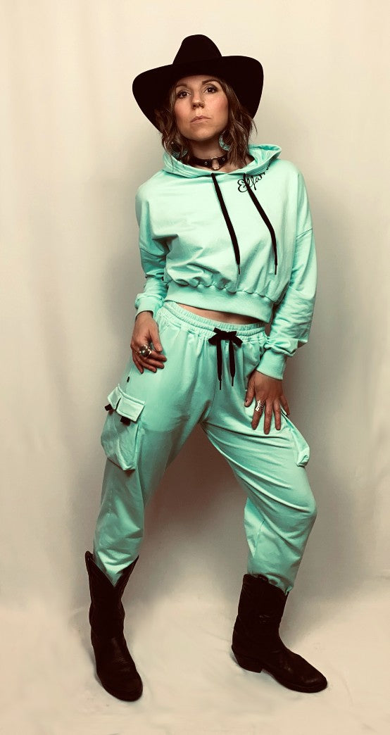 GALLOP  Suit